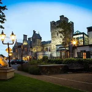 4* Отель Clontarf Castle